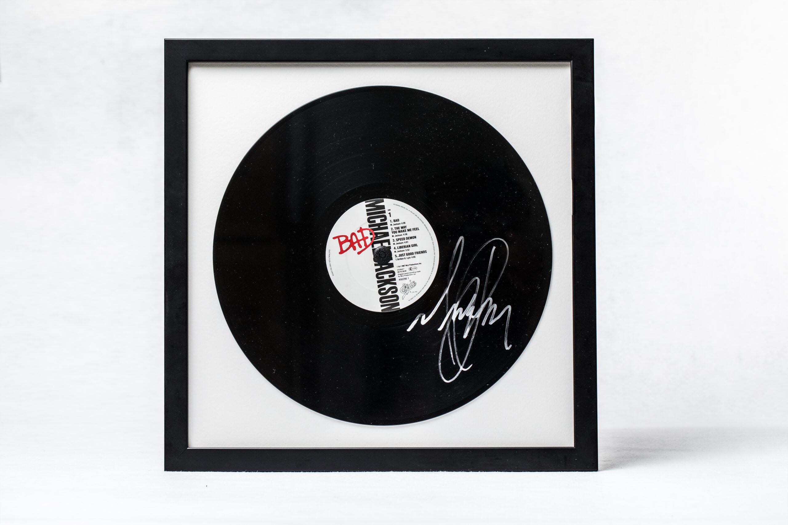 Memorabilia & collectables