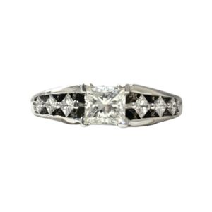 Diamond 0.80ct Ring in 18k White Gold