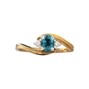 Green Stone & Diamond 0.02ct Ring In 9K Yellow Gold