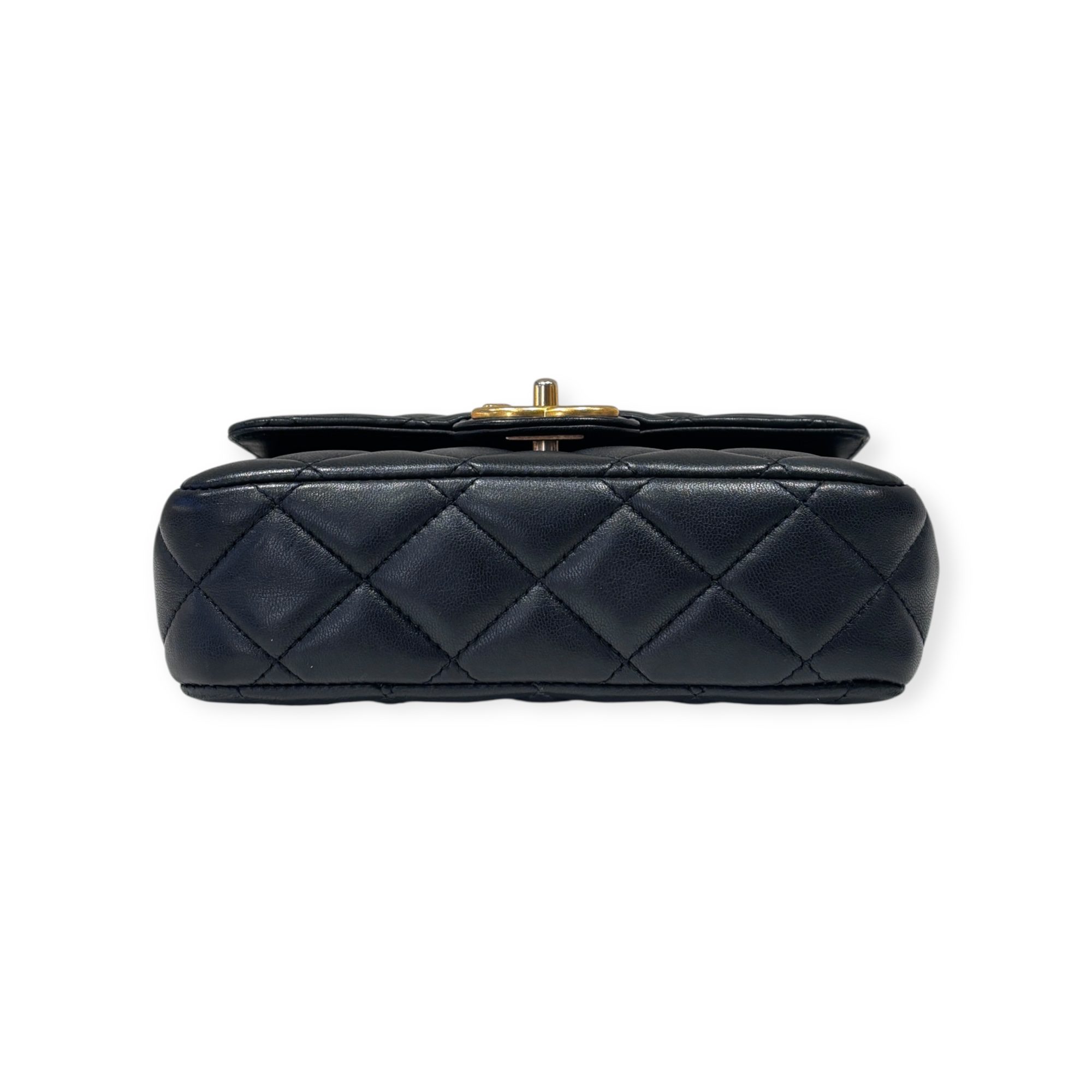 Photoroom_006_20260925_092444 Chanel Mini Square Flap Casino Chips Bag